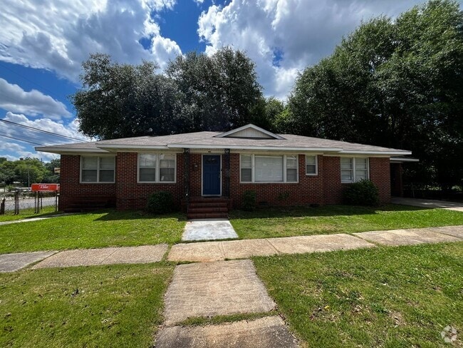 Building Photo - HAP/Section 8 Qualified! Rental