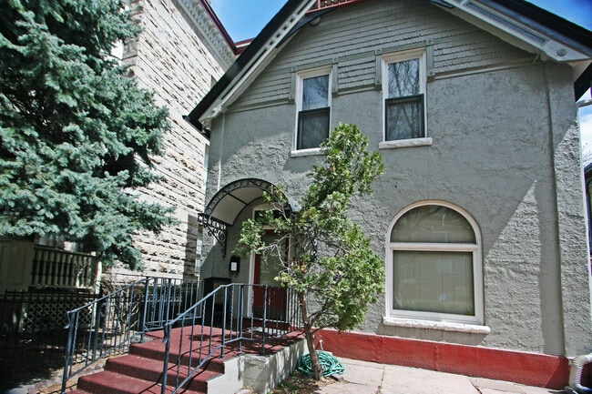 North Capitol Hill Victorian - North Capitol Hill Victorian Apartment Unit 1612