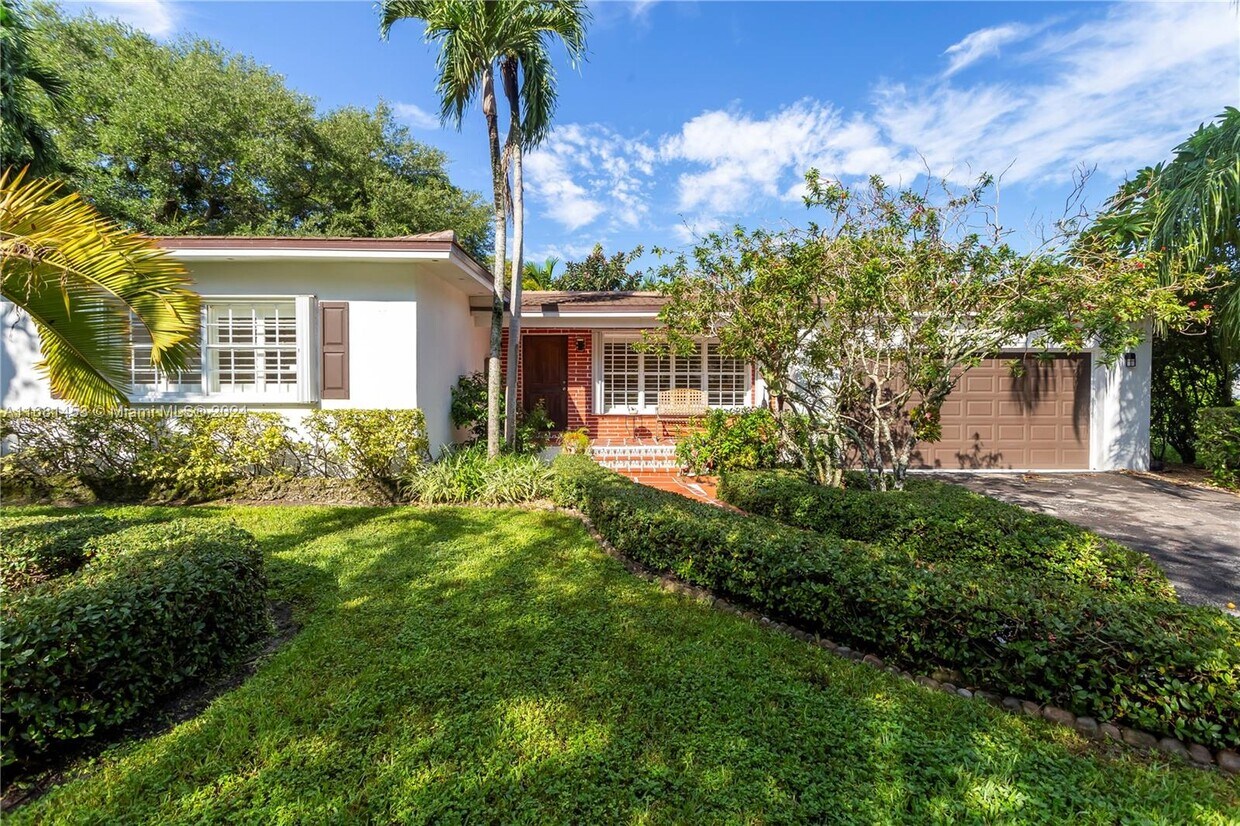 Photo - 4200 Anderson Rd (Coral Gables, FL)
