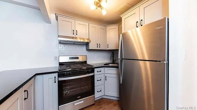 Photo - 1319 Gates Ave Unit 1st floor