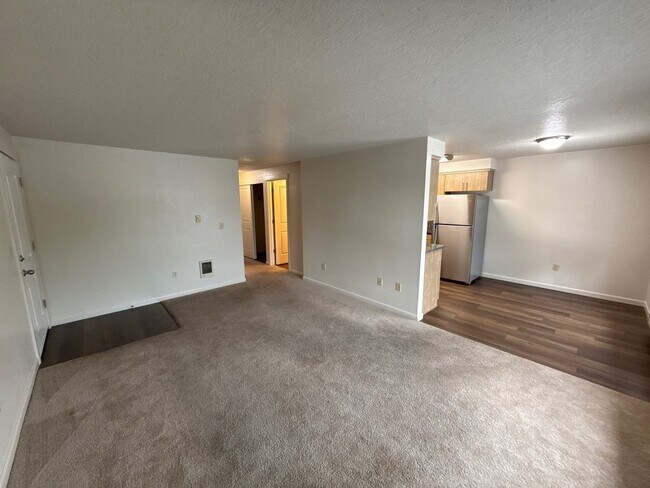 905 Bryan Ct