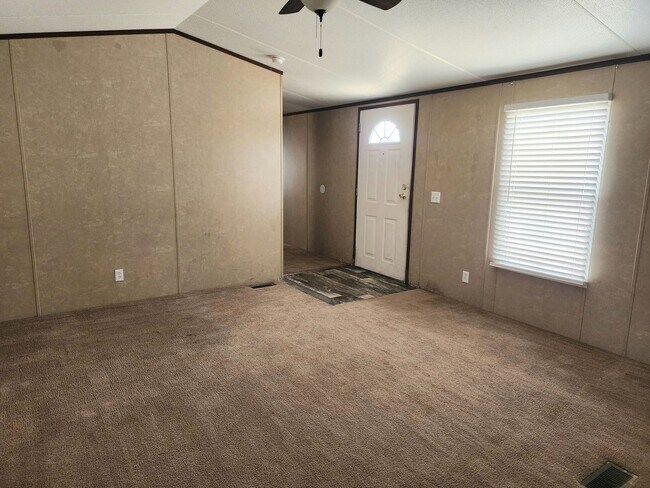 Photo - 413 N Avenue K