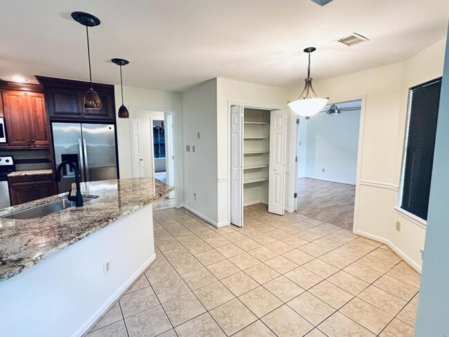 Photo - 3249 Fayette Dr