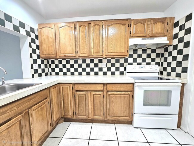 Photo - 7960 N Colony Cir Unidad 308