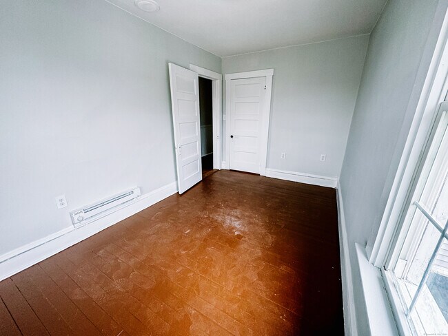 Photo - 1 E Main St Unit J