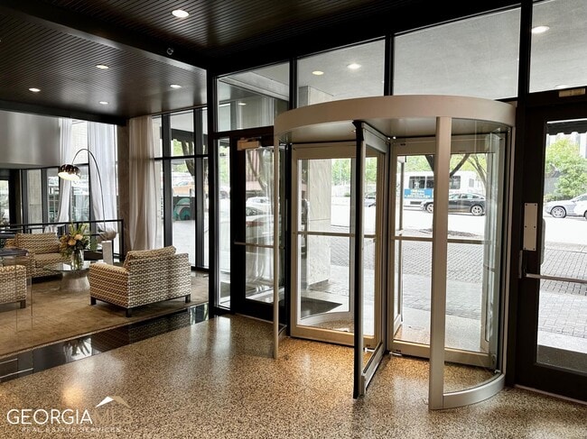 Photo - 620 Peachtree St NE Unit 1807