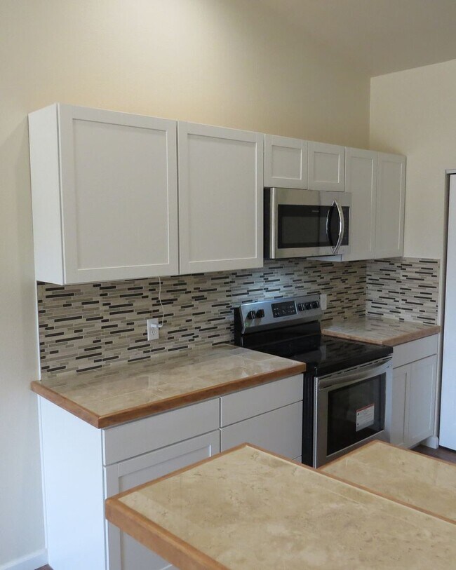 Photo - 983 S Palomar Dr Unit 985