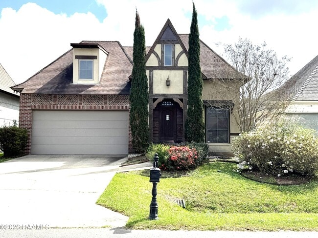 Building Photo - 126 Heathwood Dr