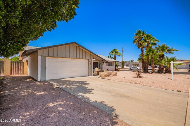 Photo - 4404 S McAllister Ave