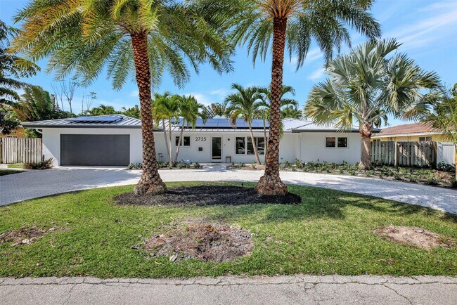 Photo - 2725 NE 35th Ct