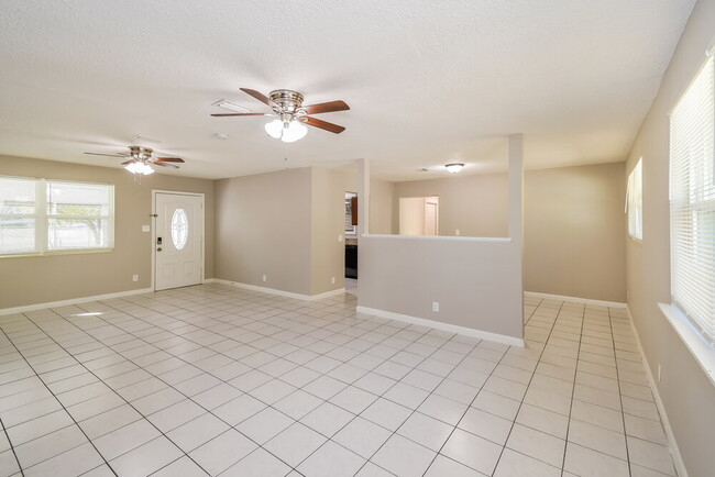 Photo - 4307 Lane Ave S