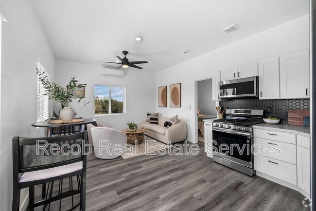 Building Photo - 5106-5116 69th St Rental