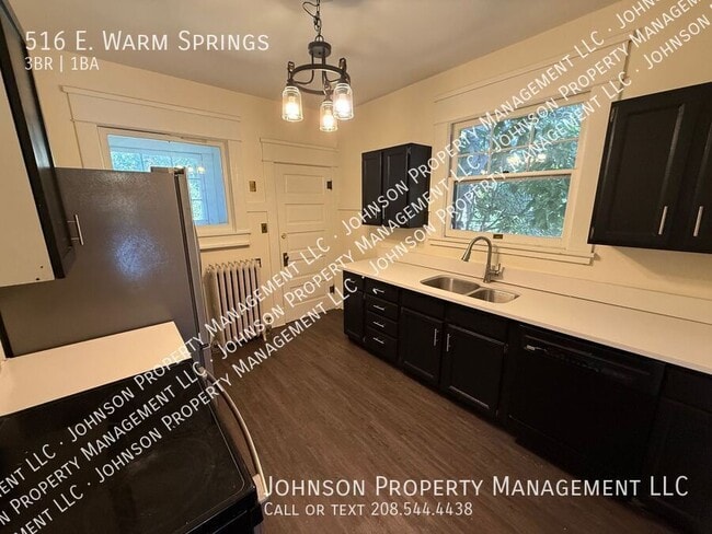 Photo - 516 E Warm Springs Ave