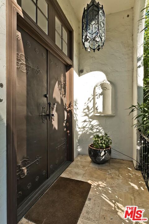 Photo - 2806 Nichols Canyon Rd