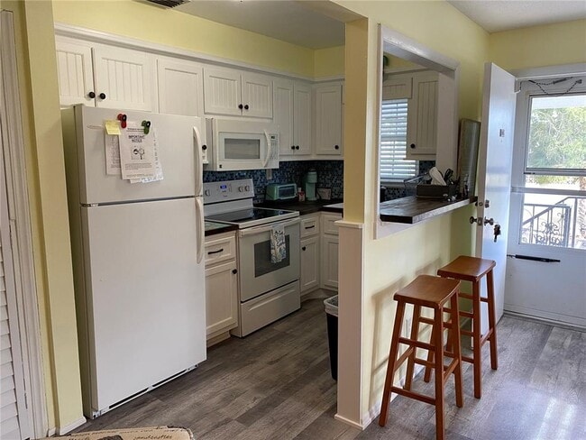 Photo - 14531 Walsingham Rd Unit 225