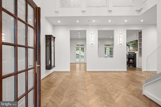 Building Photo - 1404 Wynhurst Ln