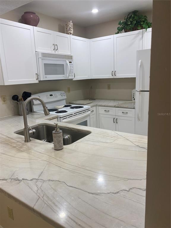 622 Bird Bay Dr S Unit 203
