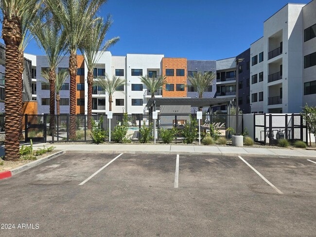 Building Photo - 2500 E Marco Polo Rd Unit B2 Rental
