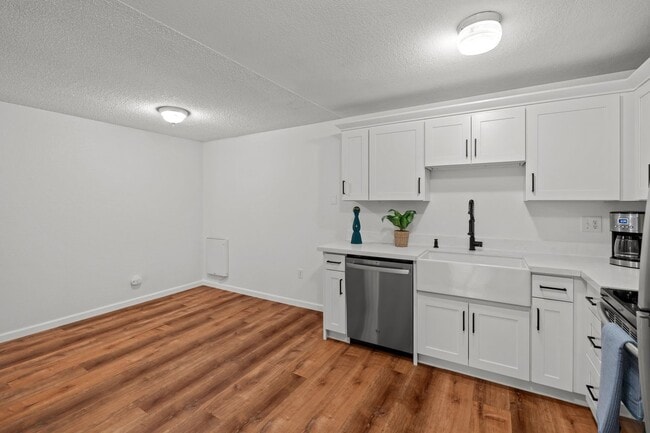 Photo - 1150 NE Sunset Blvd Unit 220