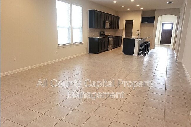 227 Everglade Dr