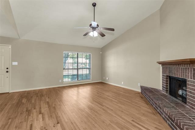 Photo - 556 Freestone Dr