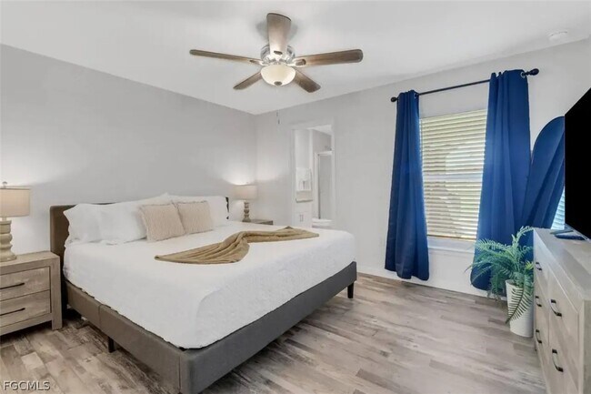 Photo - 1210 NE 19th Pl