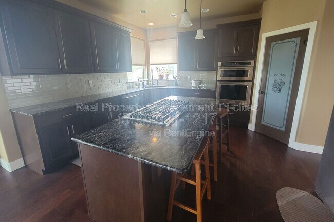 Photo - 3684 Nottingham Dr