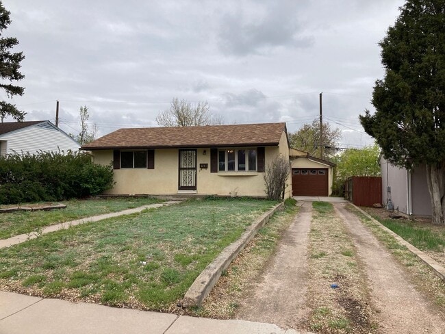 Photo - 613 Erie Rd