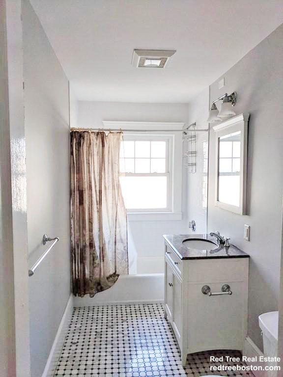 Photo - 25 Crosby Rd Unit 1