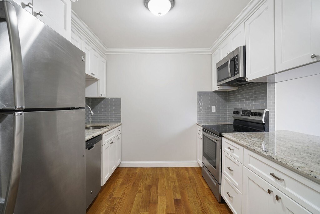 Photo - 682 Parker St Unidad 202