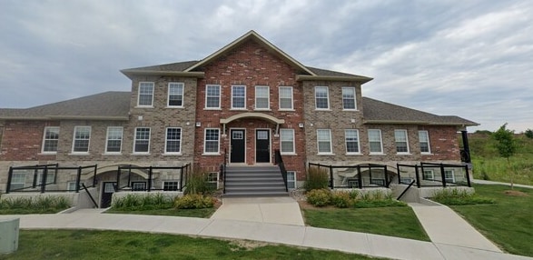 Building Photo - 480 Lonsberry Dr