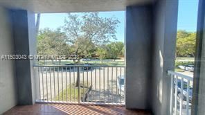 Photo - 3 br, 2 bath Condo - DEVONAIRE Unidad Apt 201