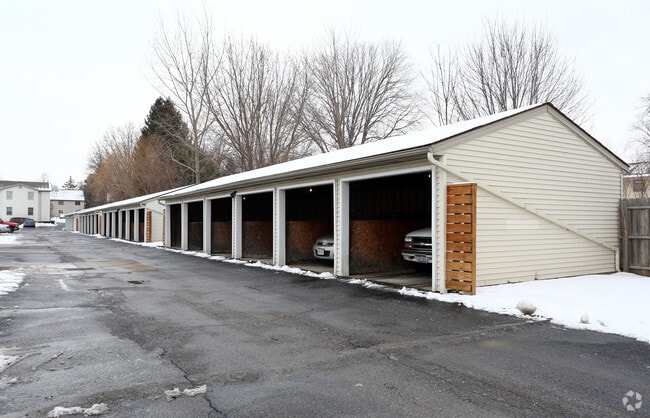 Applecrest Village Apartments