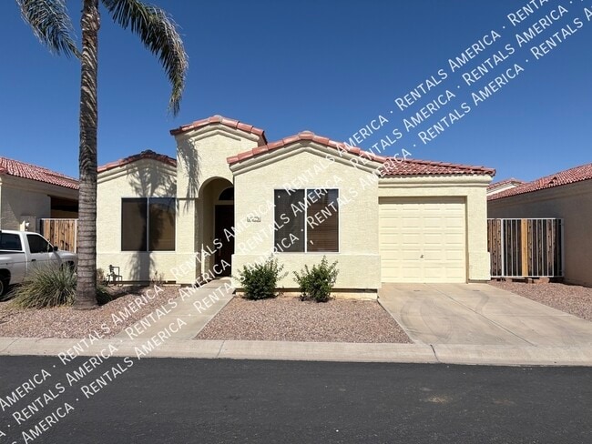 Photo - 129 N Warren St House