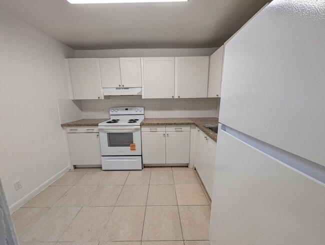 Photo - 3600 Riverside Dr Unit B