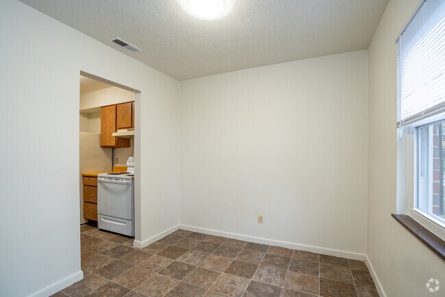 1 BD, 1BA - 665SF