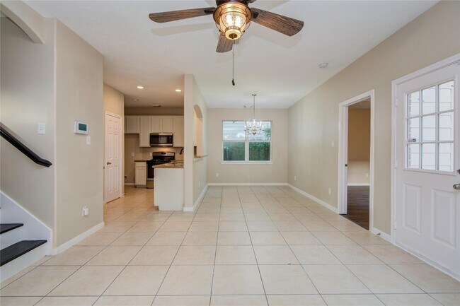 Photo - 8902 Edgebrook Dr