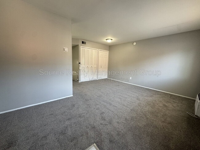 4431 Oakwood Unit 1