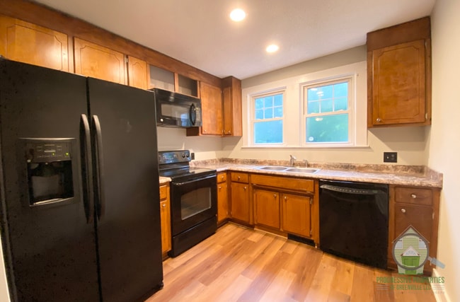 Photo - 1523 Hampton Ave