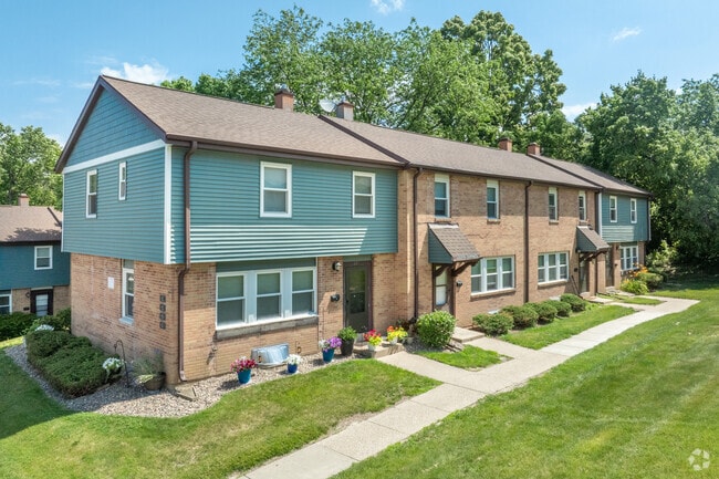Building Photo - Kensington Pointe Rental