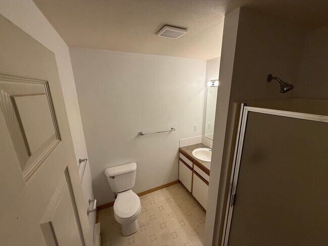 Photo - 223 W Myrtle St Unidad A