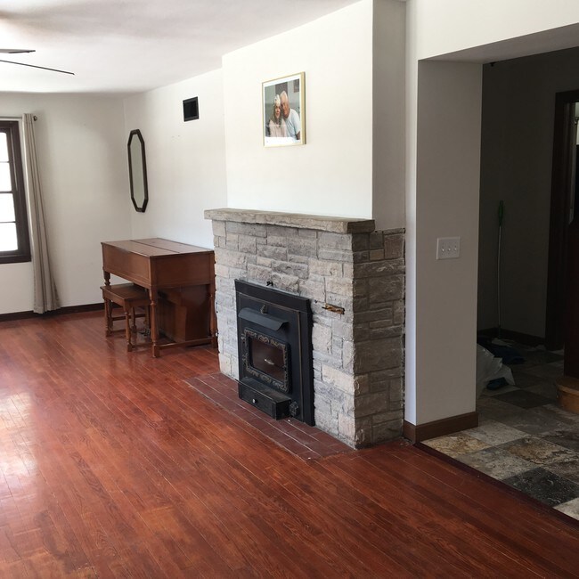 Photo - 217 S Midvale Blvd