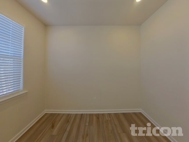 Photo - 1207 Mary Jane Ave