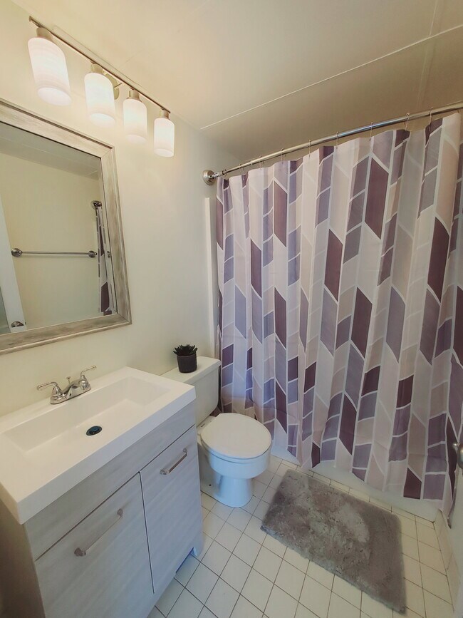 Photo - 60 Strawberry Hill Ave Unit 12