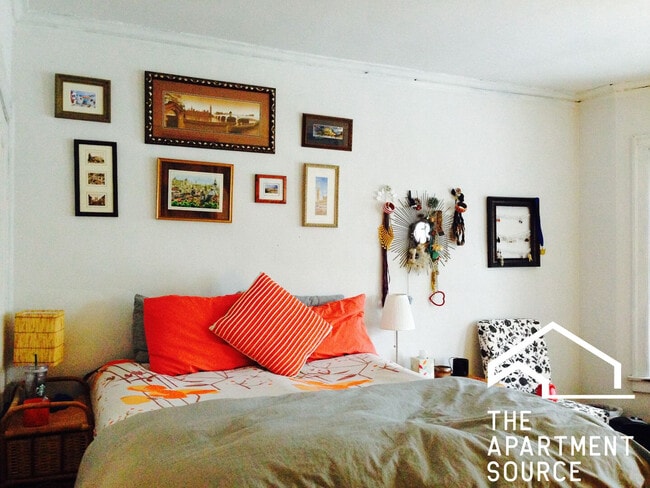 Photo - 4606 N Winchester Ave Unit 3A