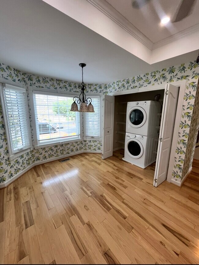 Photo - 367 Mainsail Dr