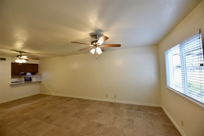 Photo - 113 B Rhonda Dr