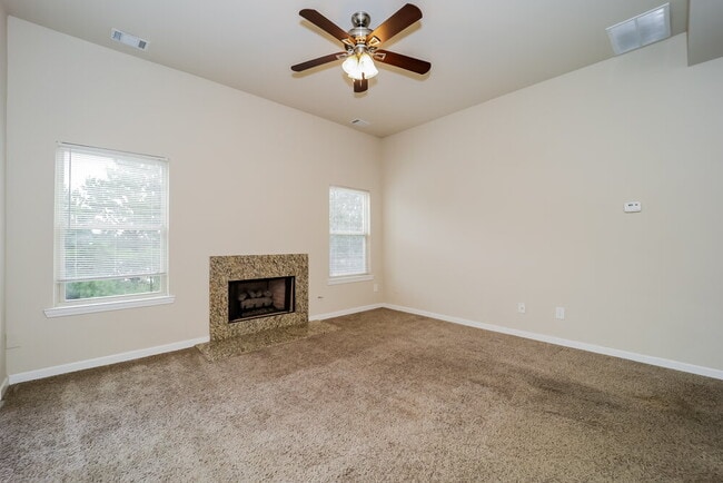 Photo - 176 Prescott Dr