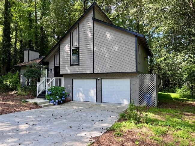 Building Photo - 3814 Whaley Ct SW