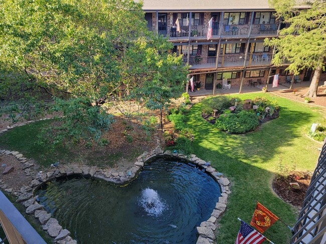 Building Photo - Maple Gardens Rental